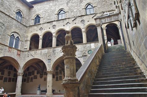 museum bargello.